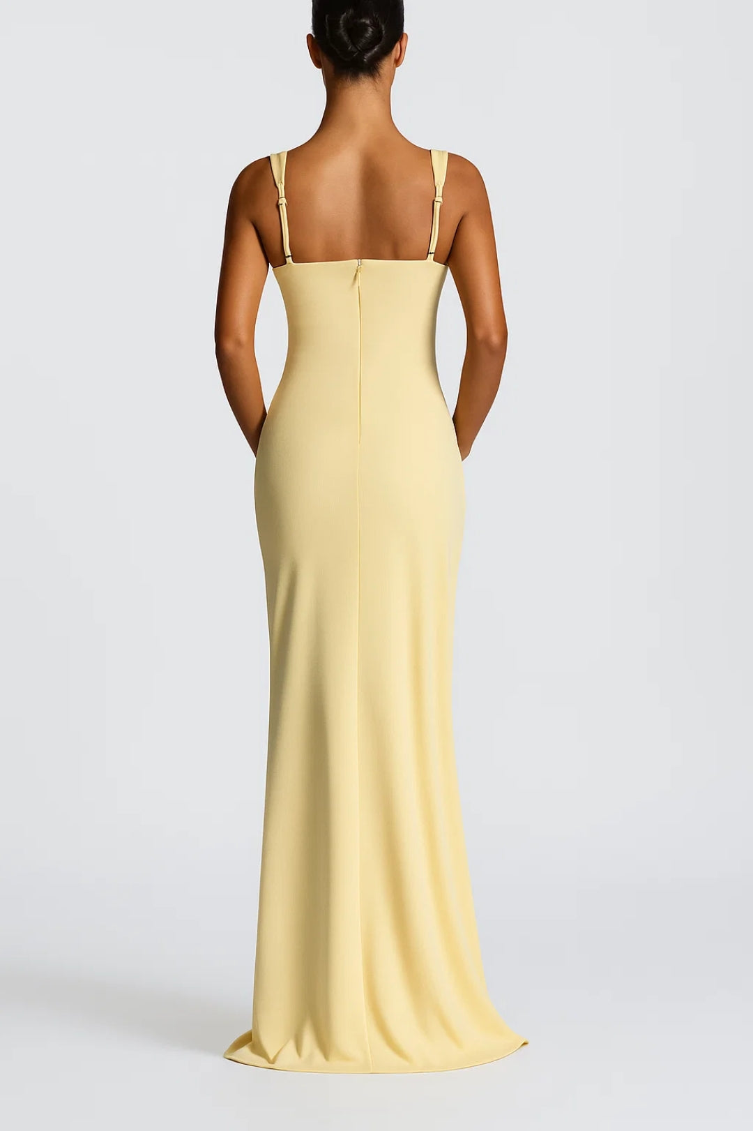  Elegantes Maxi-Kleid mit Schlitz