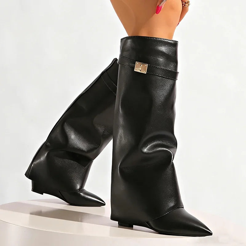 Statement-Kniestiefel