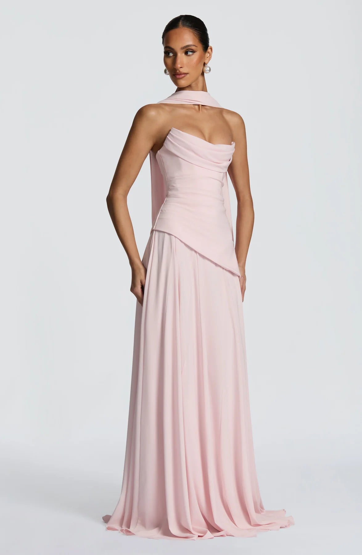 Maxikleid mit Drapierung